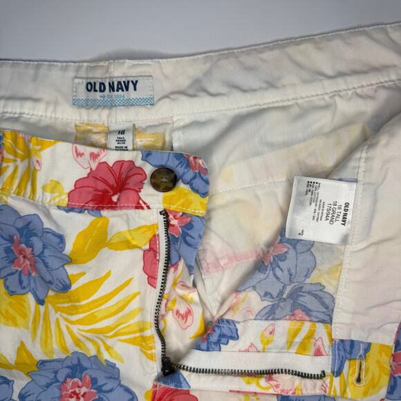 Old Navy Floral Chino Shorts | Tropical Print | Size Women's 18 Tall - Picture 8 of 8